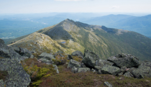 The Presidential Range: A Majestic Journey Through New Hampshire’s Iconic Peaks